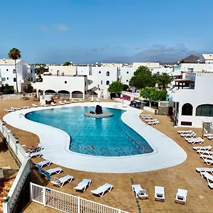 https://residencial-teguisol-309.in-canary-islands.com